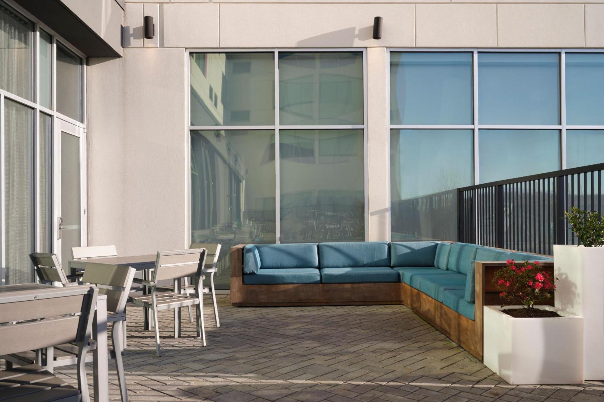 Aloft Knoxville West Экстерьер фото