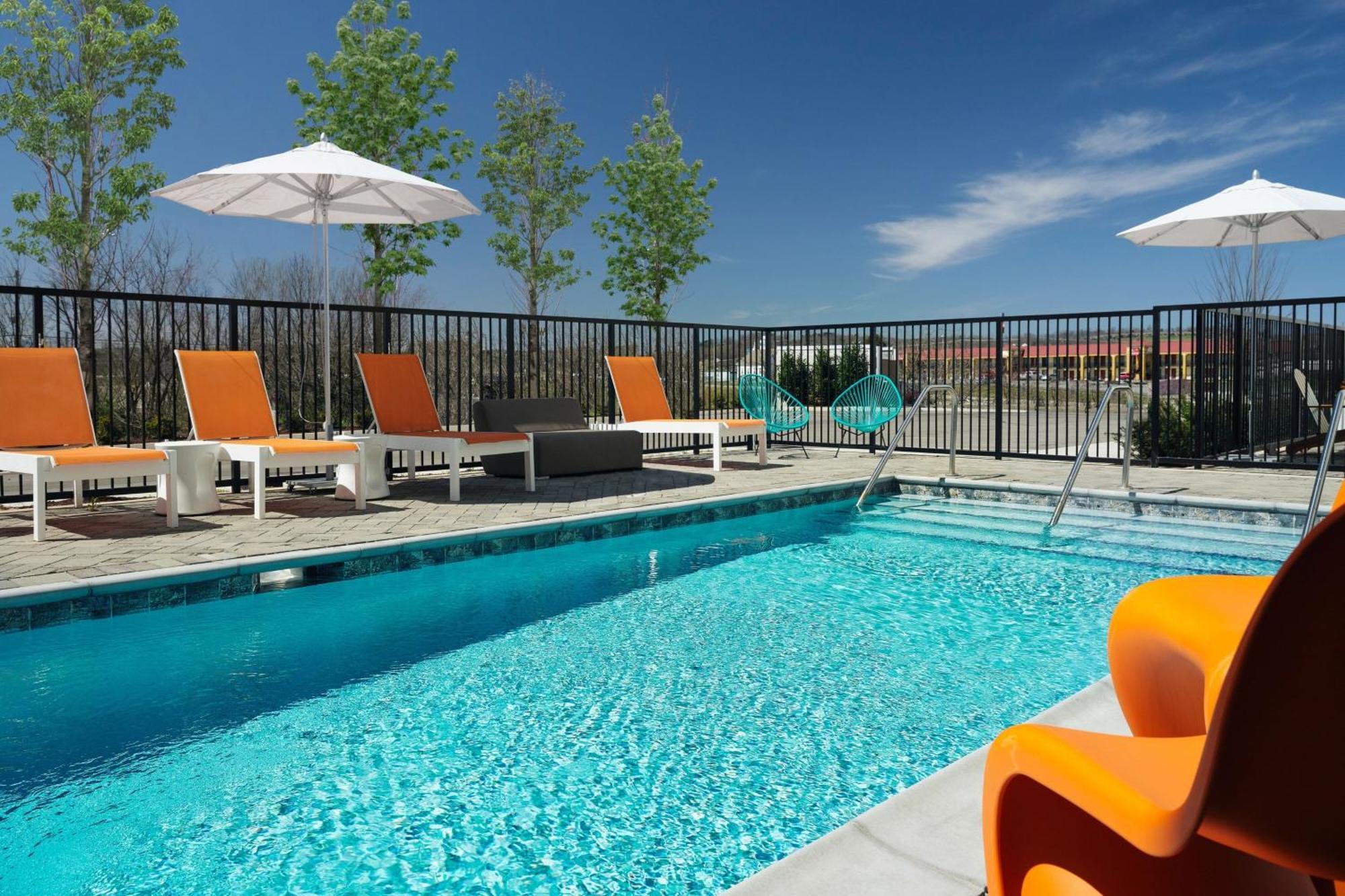 Aloft Knoxville West Экстерьер фото